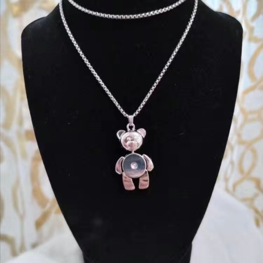 Source Unknown Silver and Black Bear Pendant Necklace